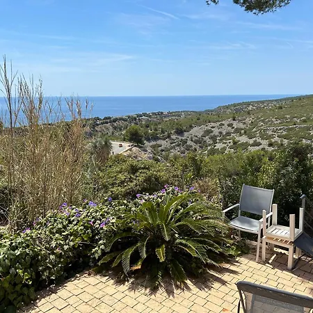 La Romarine Cassis