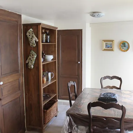 La Romarine Apartment *