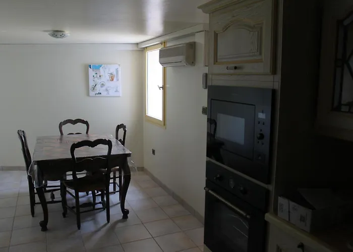 La Romarine * 카시스